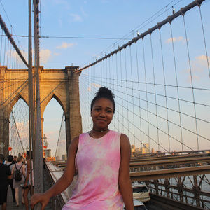 Meet your Posher, Kayla